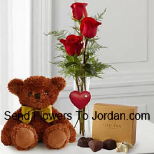 3 Roses rouges avec un ours en peluche et des chocolats